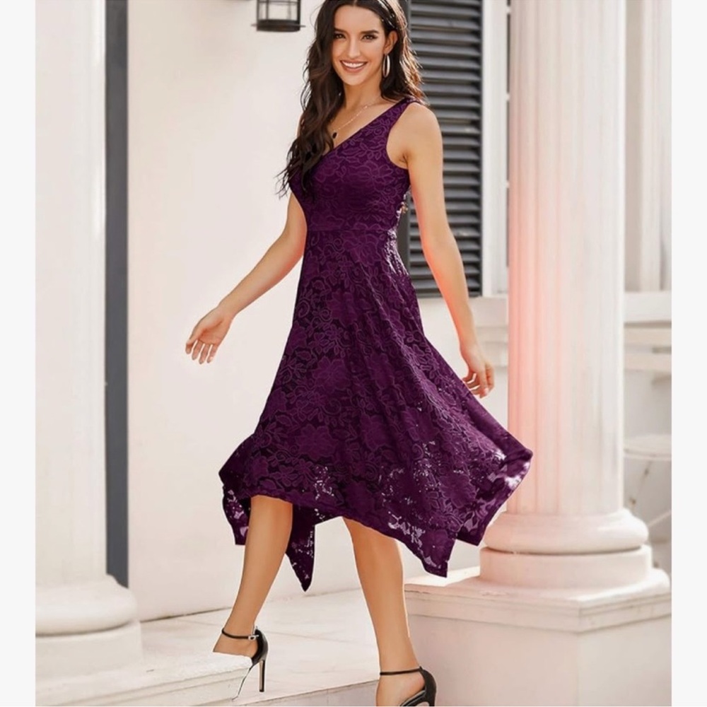 Beautiful Plum Lace Sleeveless Dress